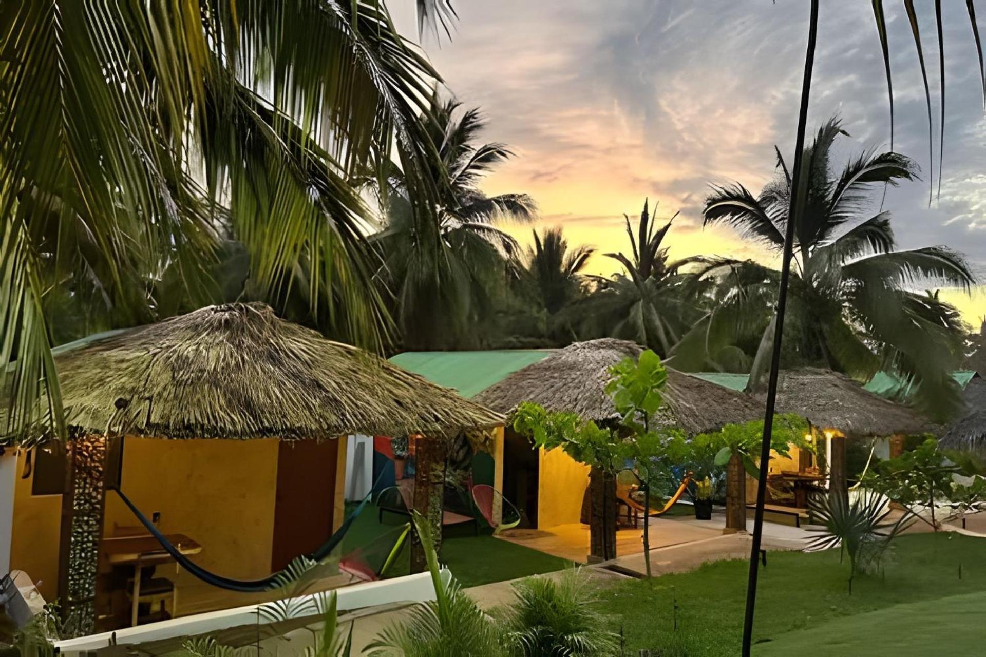 Casa Las Palmas Playa La Saladita Zihuatanejo Exterior foto